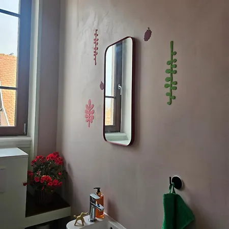 Apparemment De Style 70s Apartament